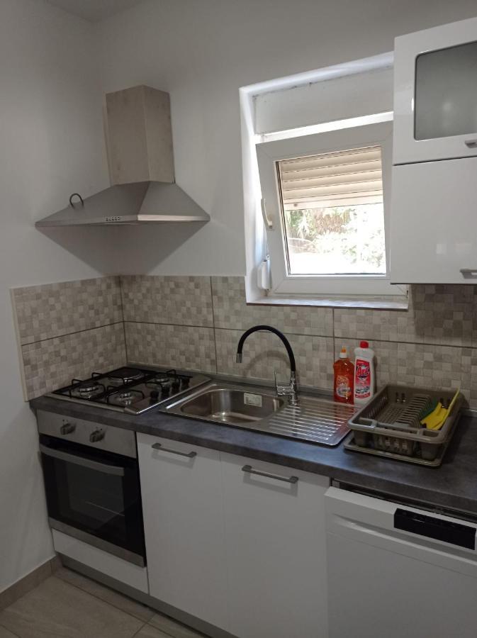 Apartman Vesna Pag Apartment Паг Екстериор снимка